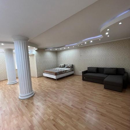 Central Park Accommodation Кишинев Екстериор снимка